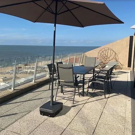 Magnificent Penthouse With Incredible Seaview Apartament *