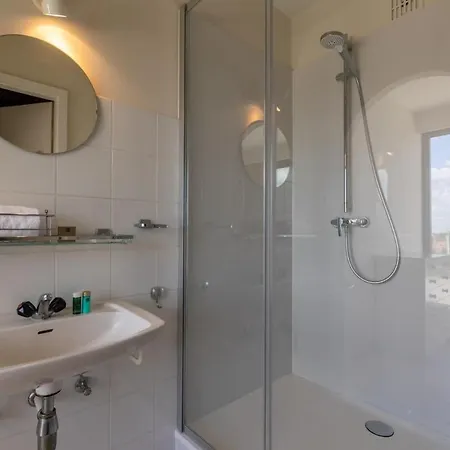 Magnificent Penthouse With Incredible Seaview *